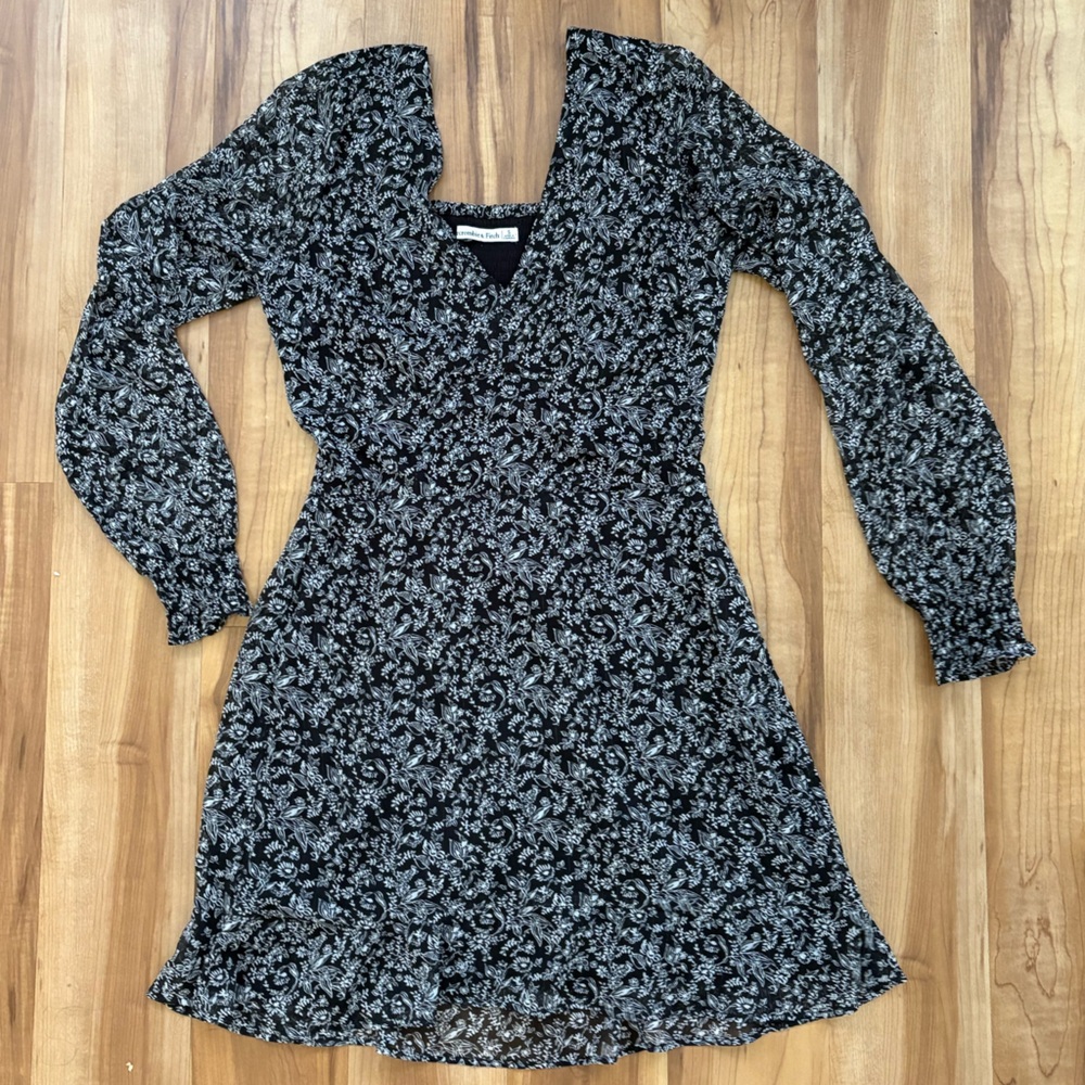 NWOT Floral Black and White Dress